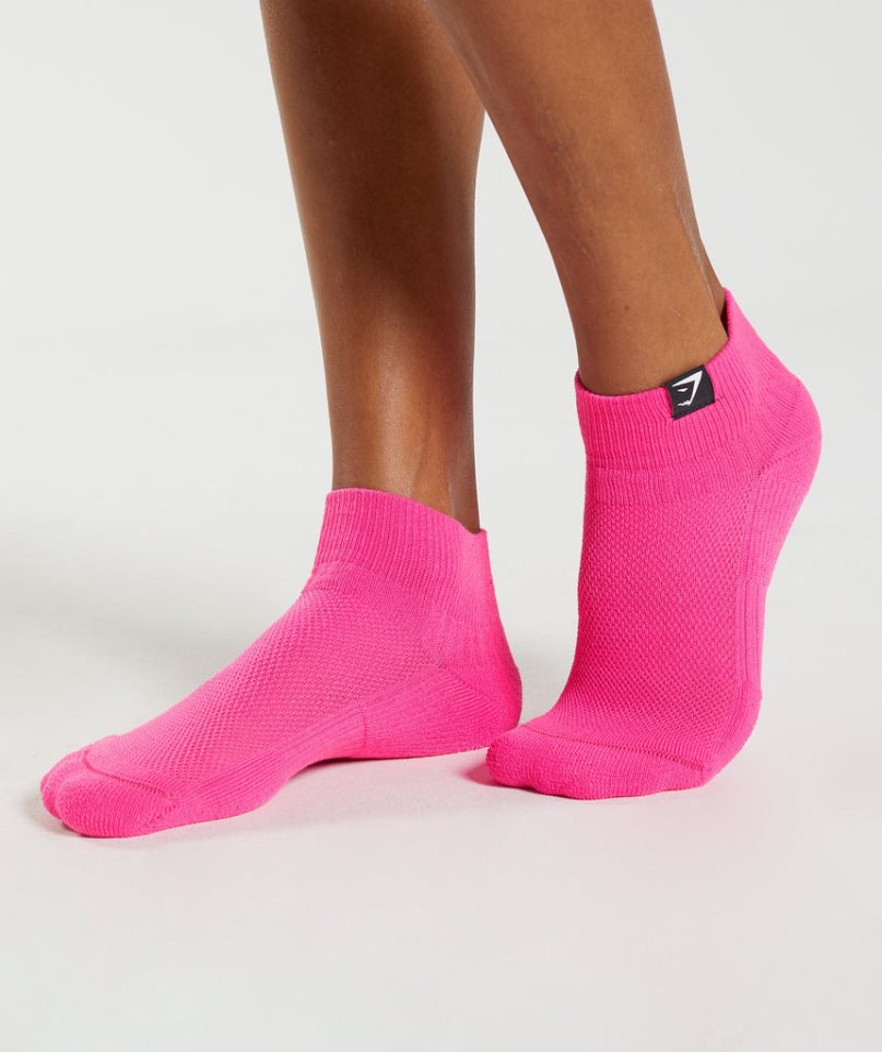 Gymshark Woven Tab Sneaker 3pk Socken Grün Rosa Fuchsie | AT-06-FYRB